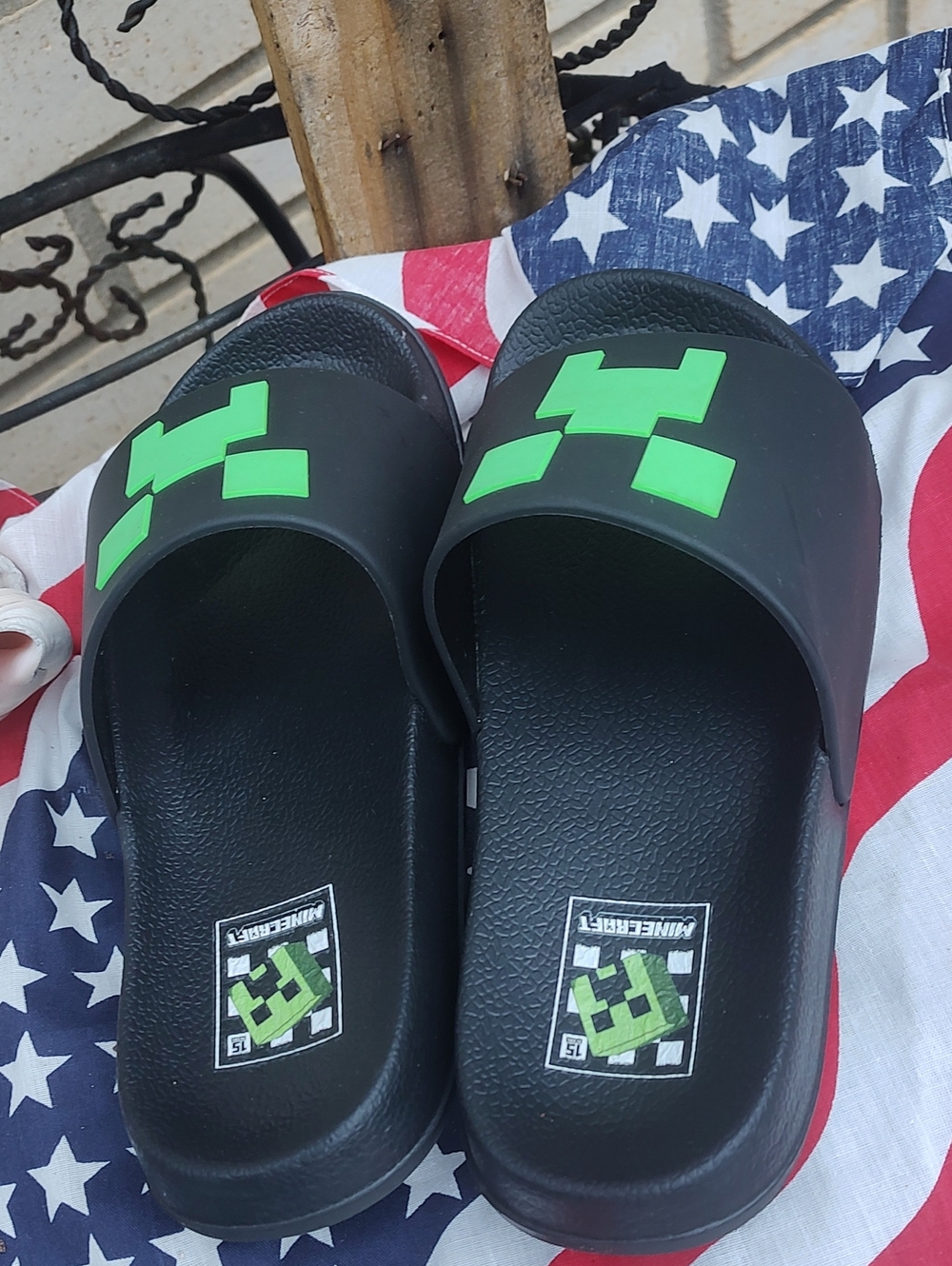Minecraft Shoes - Picture 6 of 8